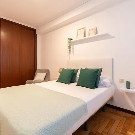 Ferienwohnung Amplia Vivienda Con Garaje Vigo Exterior foto