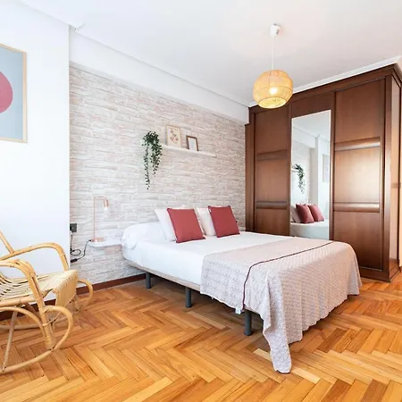 Ferienwohnung Amplia Vivienda Con Garaje Vigo Exterior foto