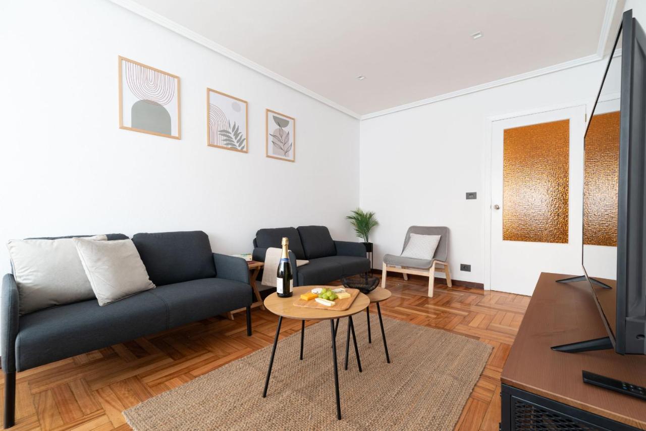 Amplia Vivienda Con Garaje * Vigo