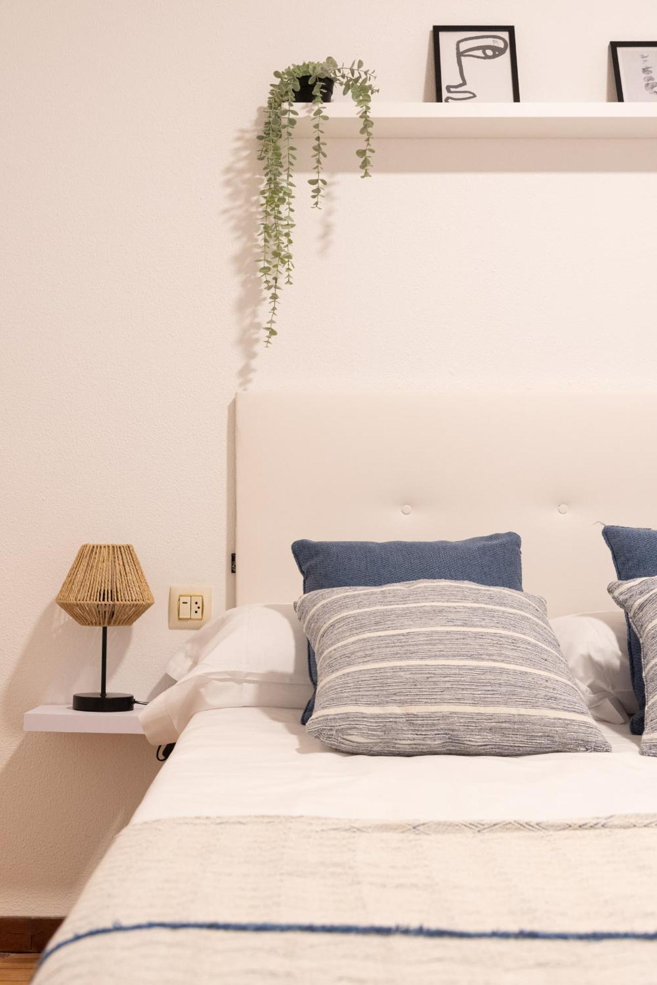 Apartment Amplia Vivienda Con Garaje