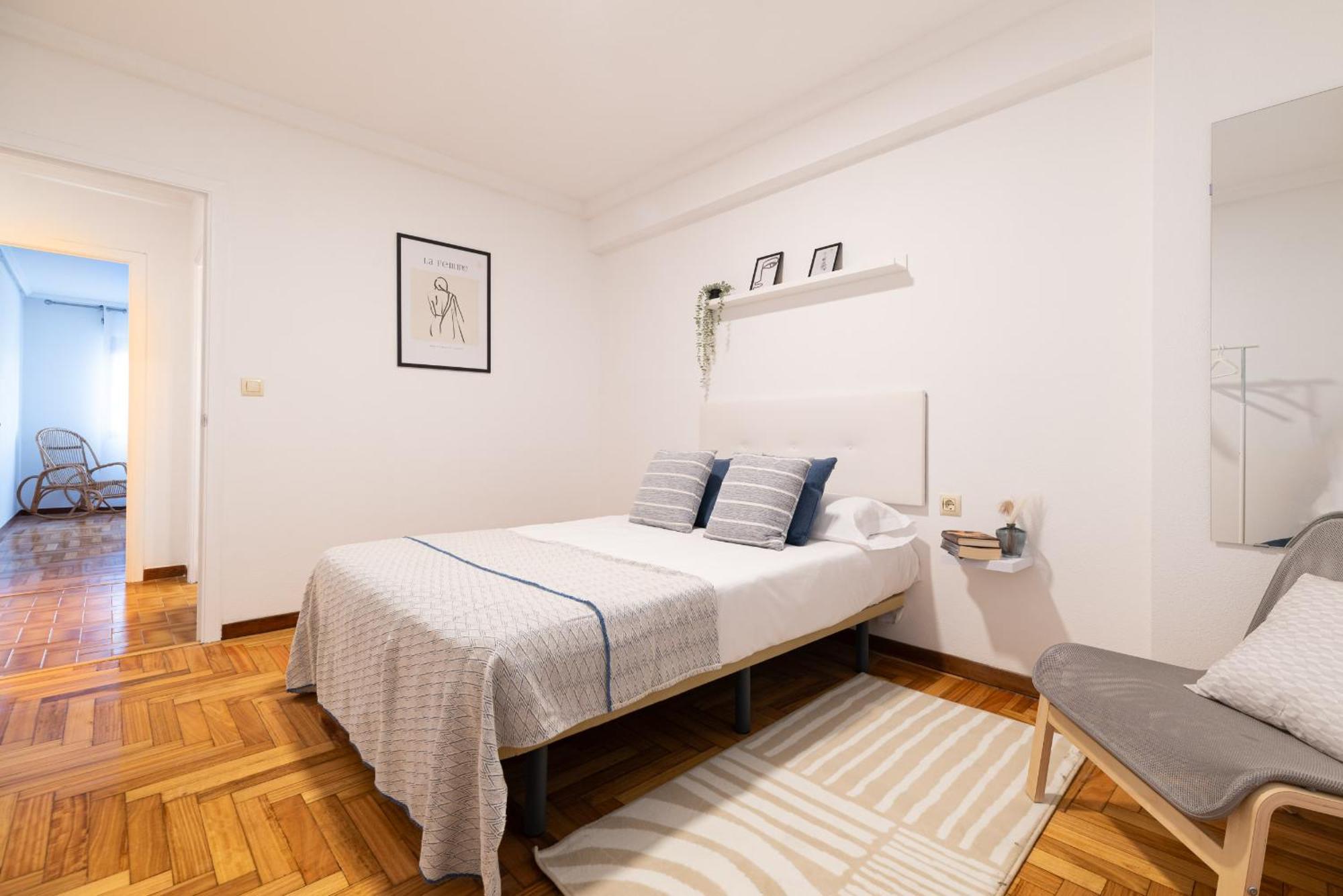 Amplia Vivienda Con Garaje * Vigo
